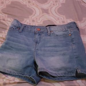 Light blue jean shorts